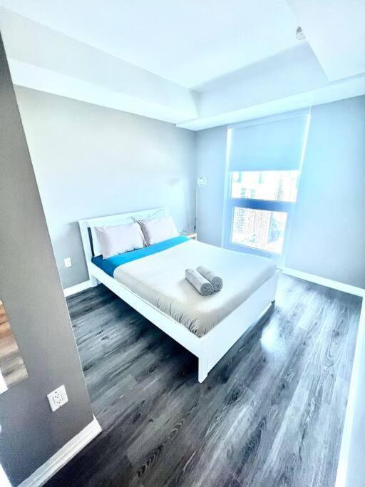 Cozy Condo Near Eatoncentre Mall Toronto Buitenkant foto